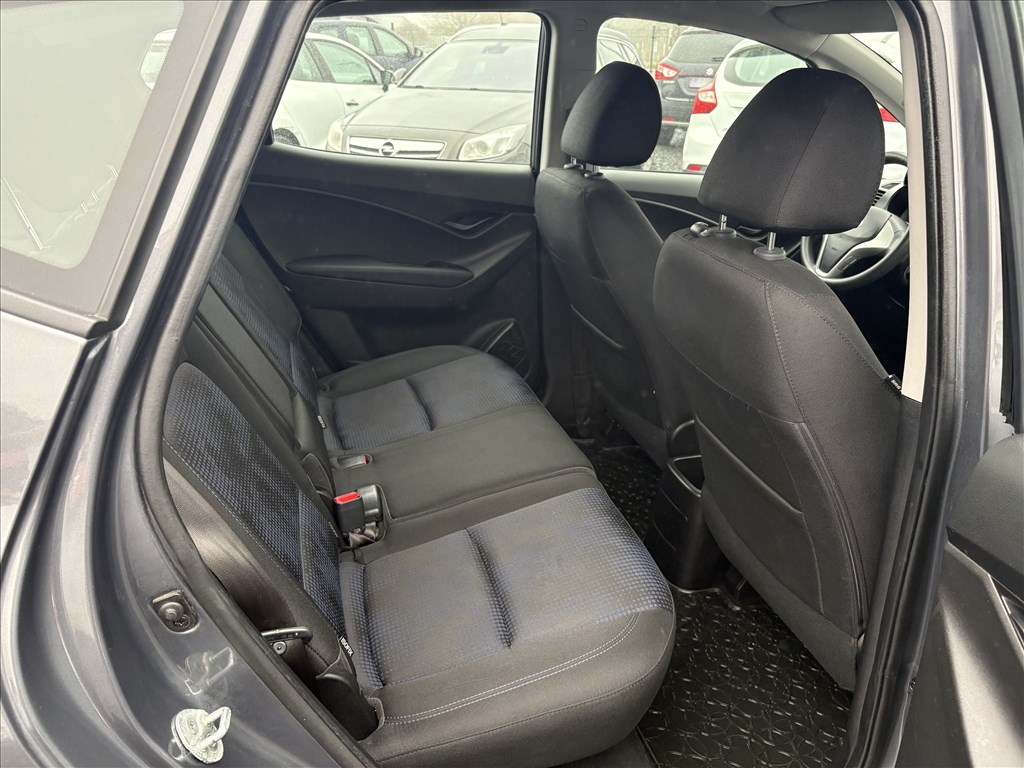 Eladó Hyundai ix20 1.4 (1396 cm³, 90 PS) 9. kép
