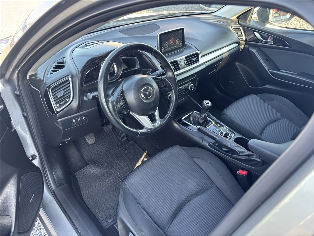 Eladó Mazda 7. kép