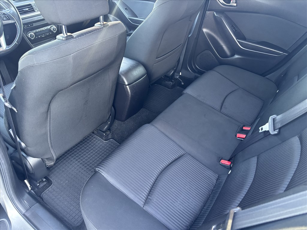 Eladó Mazda 10. kép