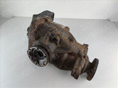 BMW 1 (E87)  118 d Hátsó differenciálmű (7524317, 33107524317, 33107524318)