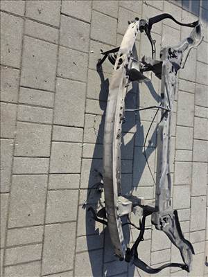 Mercedes E-osztály W212 E osztály 212 teljesen komplett sérülésmentes homl