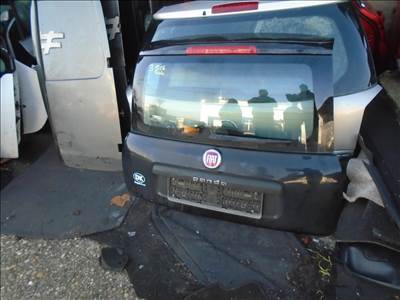 Fiat Panda III csomagtérajtó 