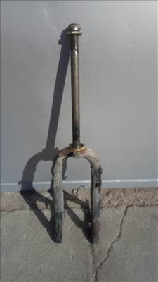 Honda Lead AF 15  első villa 