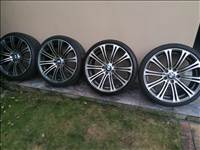  BMW style 220 (made in Italy) 5x120 lyukosztású 19" használt alufelni, rajta 235/40 használt gumi 