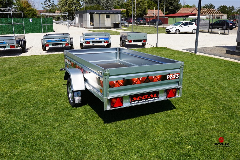 Áprilisi akcióval - új billenős utánfutó (233x132cm) forgalomba helyezve - bruttó 506.000 Ft 4. kép