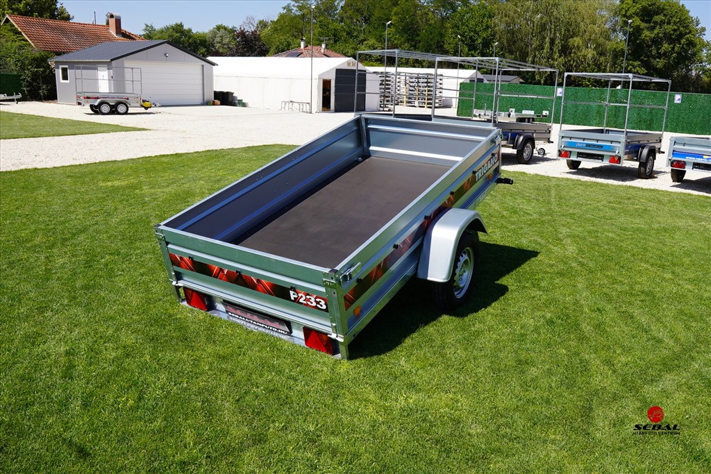 Áprilisi akcióval - új billenős utánfutó (233x132cm) forgalomba helyezve - bruttó 506.000 Ft 6. kép