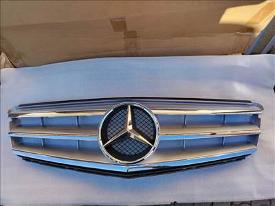 Mercedes W204 C osztály nagy csillagos hűtőmaszk 2048800023