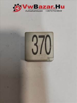 Relé 370 8d0951253 8D0951253