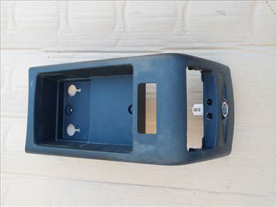 Audi A6 könyöklő hátsó burkolat 4F0863244C