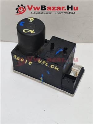 Központizár kompresszor AUDI A3, A4 B5 8e0862257e 8E0862257E