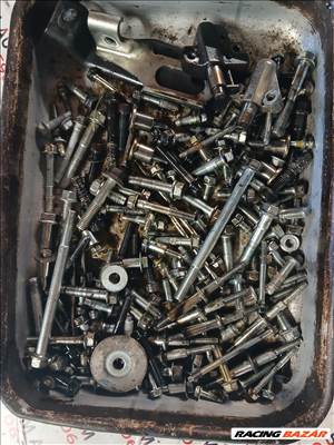 Mazda 6 (2nd gen) Sport 2.2 MZR-CD Motor csavar csavarok