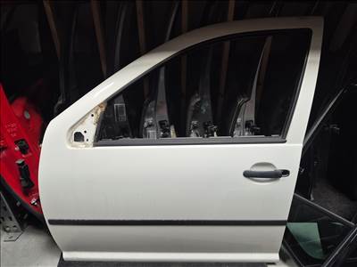 Volkswagen Golf IV, Volkswagen Bora bal első ajtó LB9A (29358)