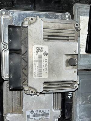 Volkswagen Golf V, Volkswagen Passat B6 Motorvezérlő 03G 906 021 P