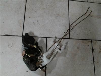 HYUNDAI Santa Fe 2001.03.01-2006.01.30 Jobb hátsó ajtó zárszerkezet központi záras