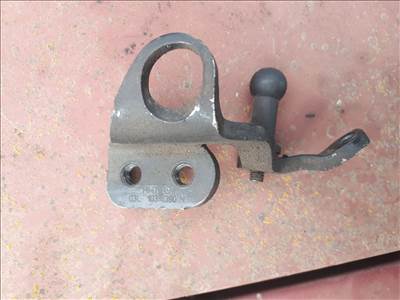 Volkswagen Passat B6 2.0 CRTDI,, CBA,, motorra tartó 03L 103 390 N 03l103390n