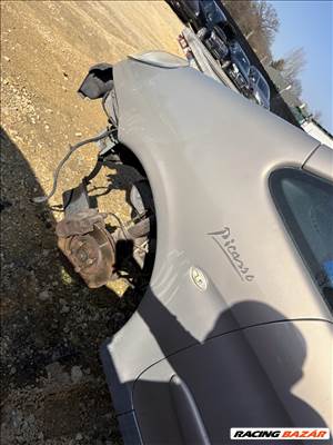 Citroën Xsara Picasso Bal első sárvédő 