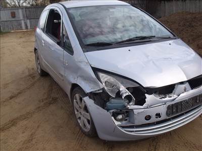 Mitsubishi Colt V bontott alkatrészei