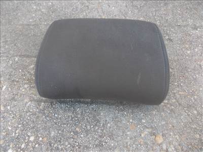 Audi A4 B8 hátsó-középső fejtámla 2008-2015