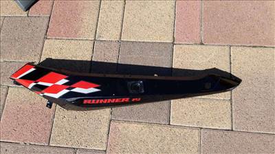 Gilera Runner SP bal ülés alatti idom