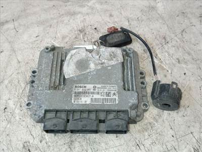 Fiat Scudo II Motorvezérlő *142051* 0281012982