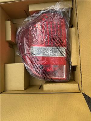 Kia Cee'd (ED) 1.6 CRDi 90 Bal hátsó lámpa facelift