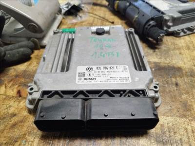 Volkswagen Passat / Touran 1.4 TSI EcoFuel CDGA motorvezérlő 03c906021e 0261s06185