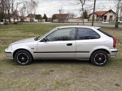 HONDA CIVIC 1.4i S Cool KLÍMA/EL.ABLAKOK/EL.TÜKRÖK/3KULCS/8KERÉK