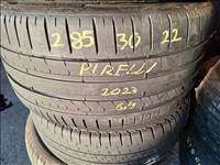  285/30/22" Pirelli nyári gumi 