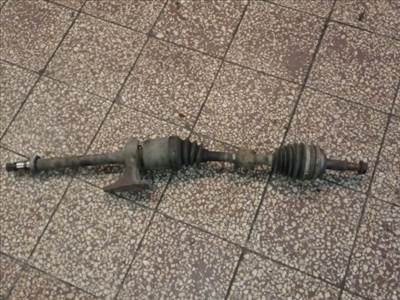 Toyota Medium MPV Jobb Féltengely *142420*