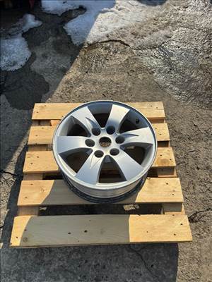 Felni Mitsubishi L200