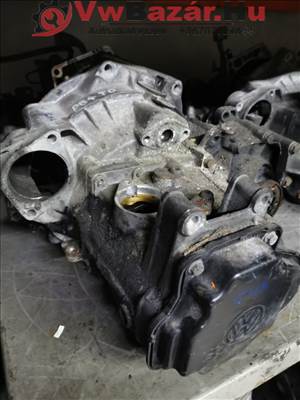 Sebességváltó CHA VW PASSAT B4