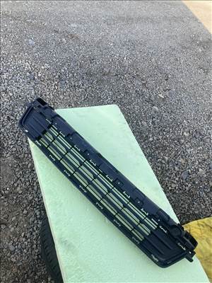 Opel Vivaro első lökhárító középrács(2024-   ) 9849389780