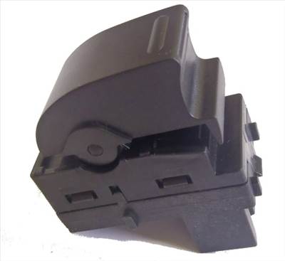 Suzuki Swift ablakemelő kapcsoló középső 2003-ig (37993-80E00)