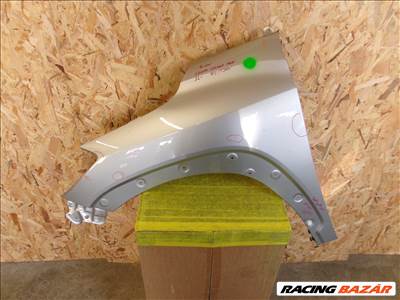 TOYOTA COROLLA CROSS bal első sárvédő 2022- 