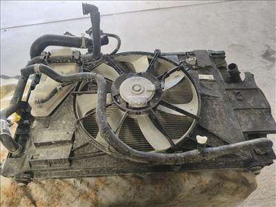 Toyota Yaris (XP130/XP150) 1.5 VVT-I Hybrid hűtősor 