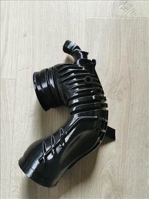 VW Volkswagen Passat B5 2.3 Szívócső 3B0129615C