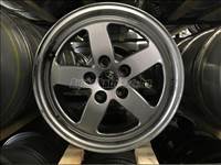 AUDI A4 - Gyári alufelni 16x7 16" 7J