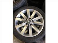 VOLKSWAGEN GOLF - Gyári alufelni 17x7 17" 7J