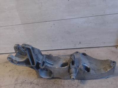 NISSAN PRIMERA P12 2001-2007 Generátor tartó bak