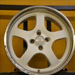 Fiat-Lancia-Alfa Romeo (1/2-1972)(HA3214422)(JF)Használt 17" 4x98 alufelni 