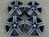 4db 17" B.A.T. 17" Skoda - Mercedes-Benz - Audi alufelni. (3559)