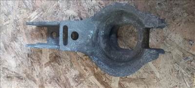 Volvo S60 S80 V70 XC70 Bal hátsó alsó lengőkar 2636