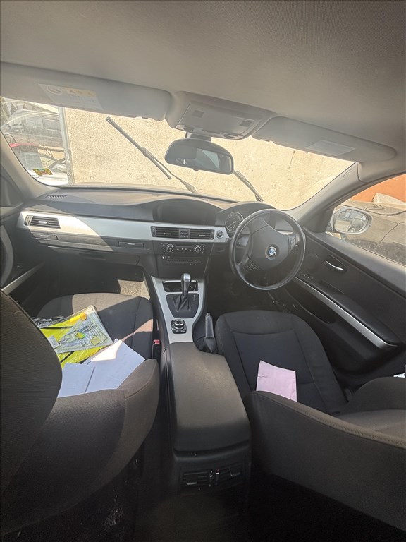 BMW 3-as sorozat (E90, E91, E92, E93) bontott alkatrészei 5. kép