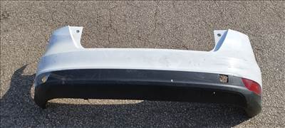 Ford Focus Mk3 hátsó lökhárító fehér színben f1eb17906a