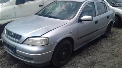Opel Astra G bontott alkatrészei