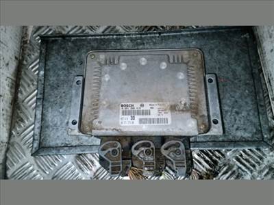 Citroën C5 I Motorvezérlő *127239* bosch-0261206419