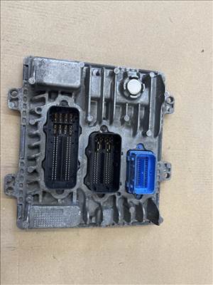 Opel Astra J 1.6 CDTI Motorvezérlő tn3051 55484738