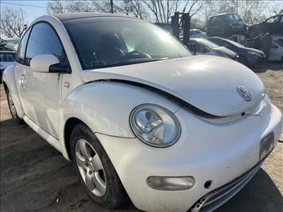 Volkswagen Beetle 1.9TDI bontott alkatrészei