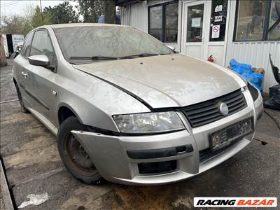 Fiat Stilo 1.8i bontott alkatrészei