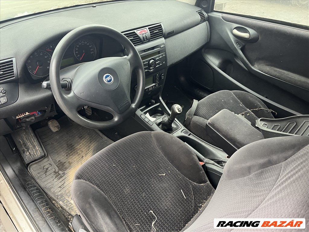 Fiat Stilo 1.8i bontott alkatrészei 3. kép